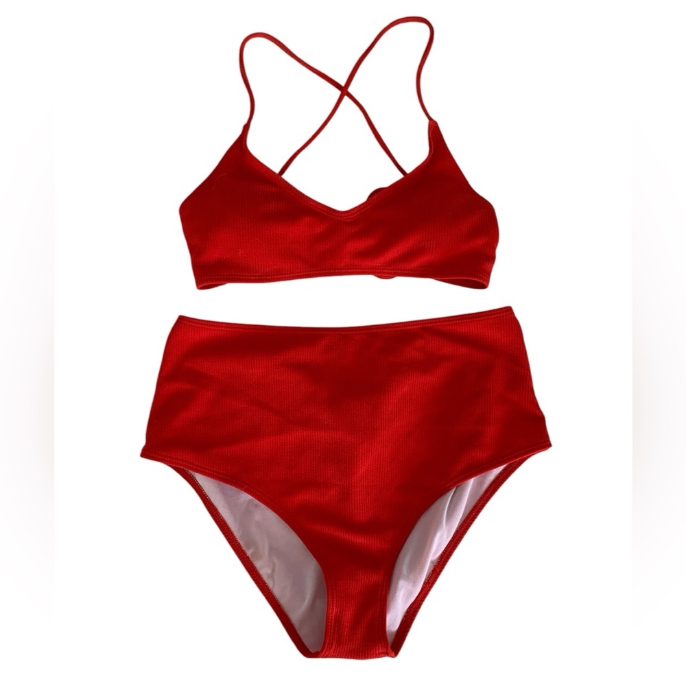 Women’s Red Ribbed Bikini Set Size Medium 2 Pc Strappy Swimsuit